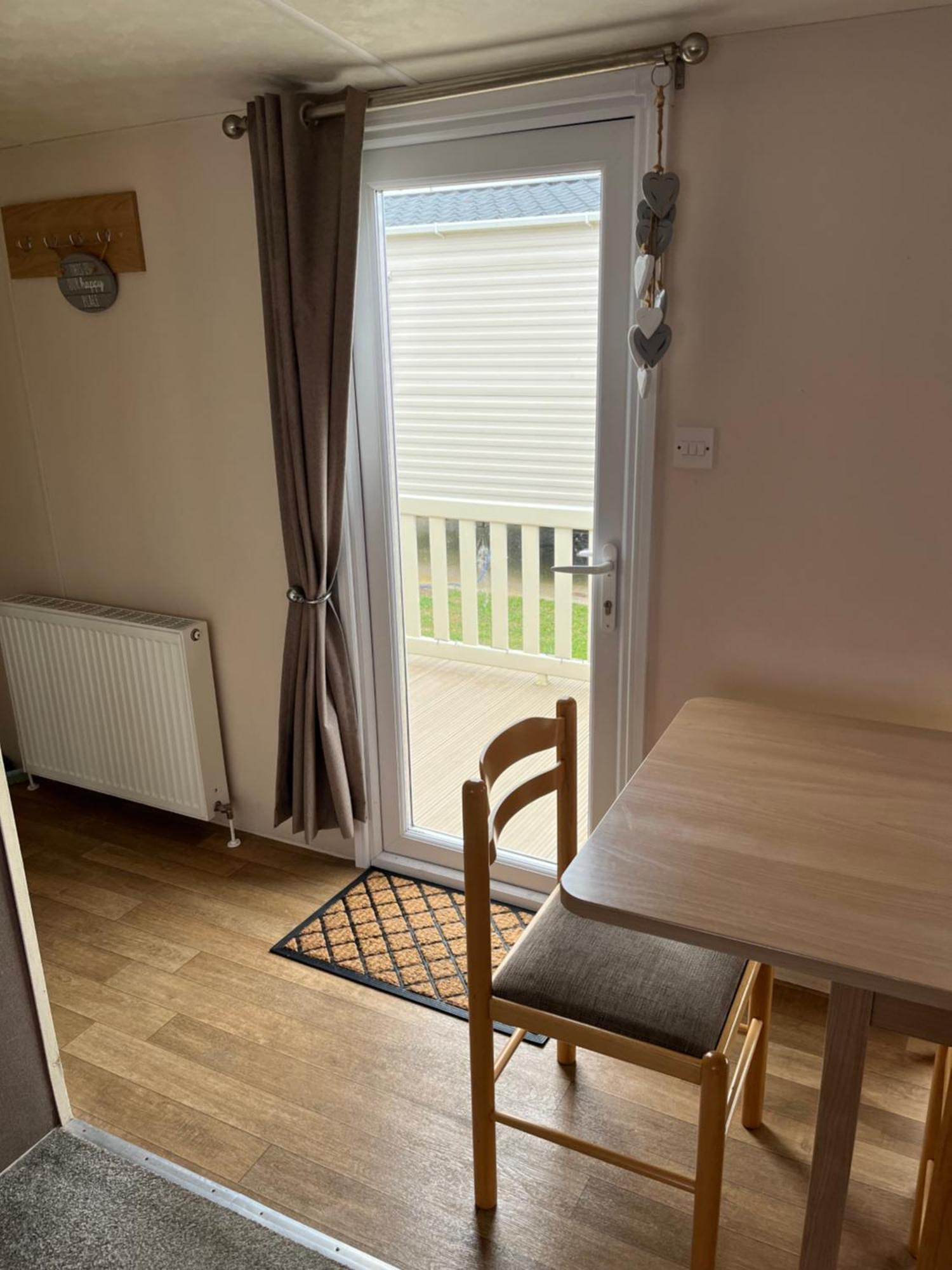 Hotel 8 Berth Caravan Clacton-on-Sea Exterior foto